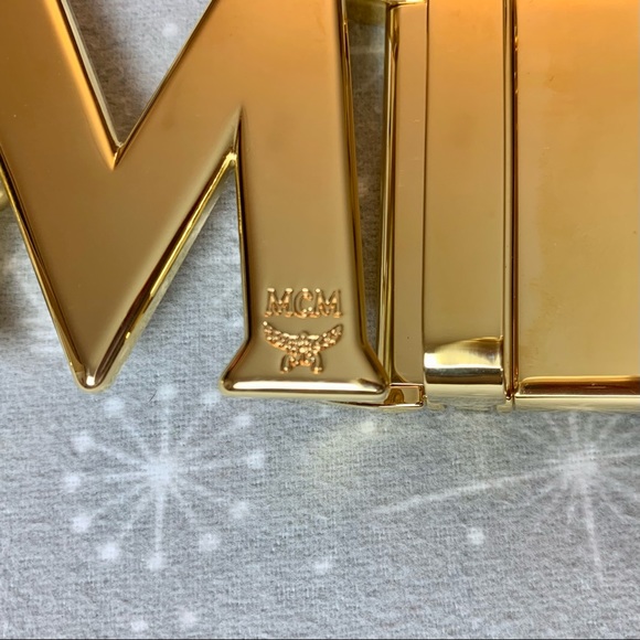 MCM reversible black belt with gold buckle